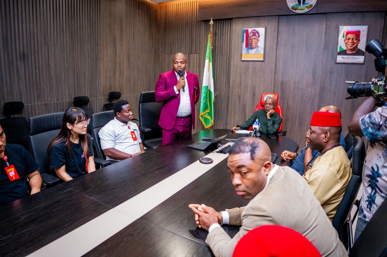 Project partners and Abia State representatives during the presentation